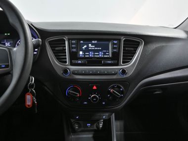 Hyundai Solaris 2020 года, 112 056 км - вид 10