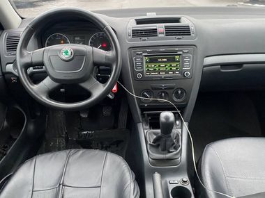 Skoda Octavia 2011 года, 350 837 км - вид 7