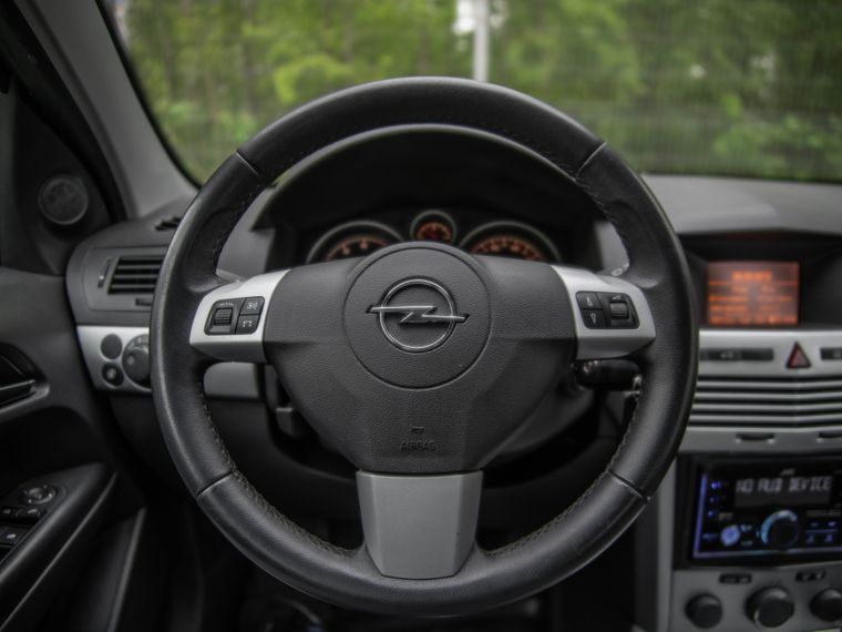 Opel Astra 2011 года, 133 492 км - вид 7
