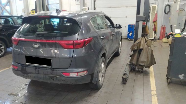 KIA Sportage 2018 года, 205 754 км - вид 3 KIA Sportage 2018 года, 205 754 км - вид 3
