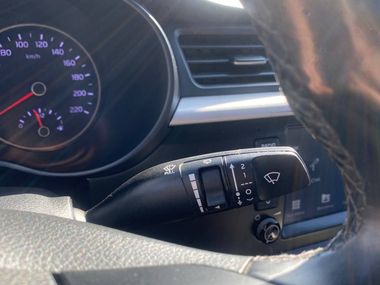 Kia Rio 2019 года, 248 004 км - вид 11