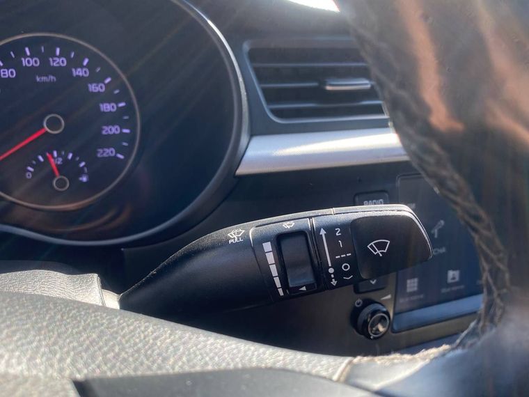 Kia Rio 2019 года, 248 004 км - вид 11