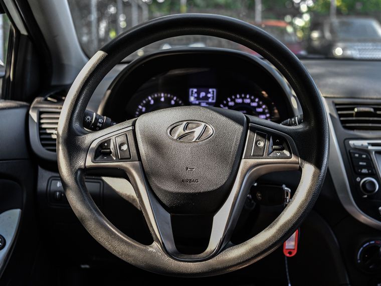 Hyundai Solaris 2015 года, 183 483 км - вид 6