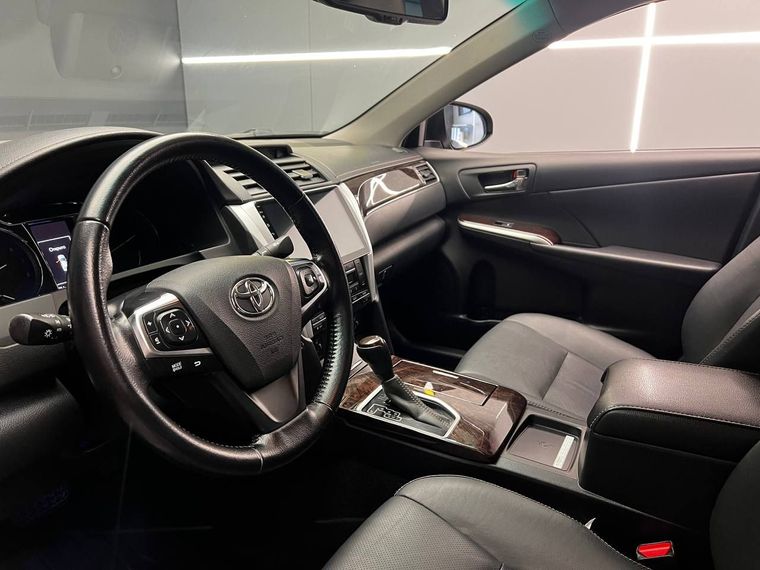 Toyota Camry 2015 года, 119 594 км - вид 12