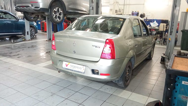 Renault Logan 2012 года, 240 320 км - вид 3