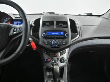 Chevrolet Aveo 2012 года, 116 000 км - вид 10