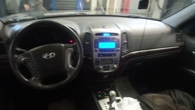 Hyundai Santa Fe 2011 года, 198 312 км - вид 5