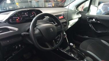 Peugeot 2008 2014 года, 12 076 км - вид 5