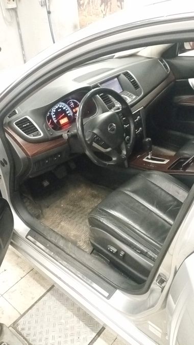 Nissan Teana 2010 года, 177 846 км - вид 5