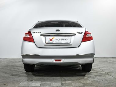 Nissan Teana 2010 года, 177 846 км - вид 6