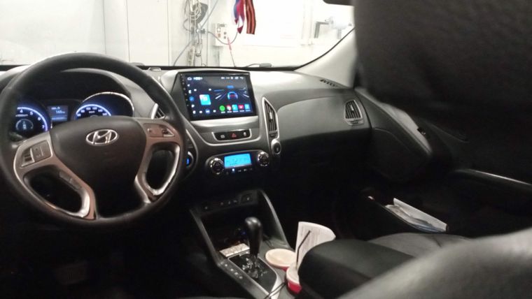 Hyundai Tucson 2012 года, 283 800 км - вид 5