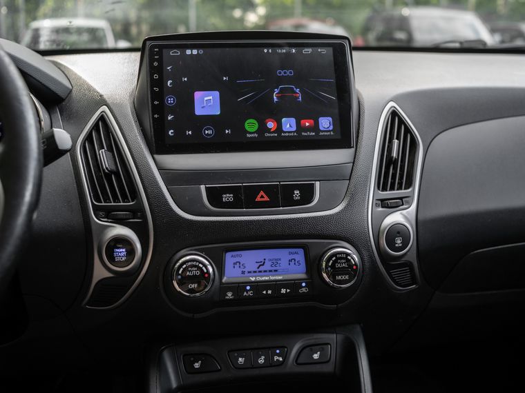 Hyundai Tucson 2012 года, 283 800 км - вид 8
