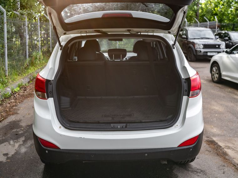 Hyundai Tucson 2012 года, 283 800 км - вид 16