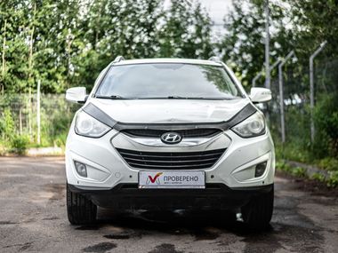 Hyundai Tucson 2012 года, 283 800 км - вид 3