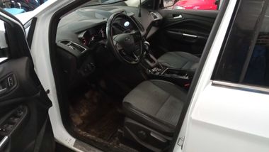 Ford Kuga 2017 года, 161 527 км - вид 5