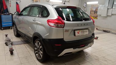 ВАЗ (LADA) XRAY Cross 2021 года, 81 458 км - вид 4