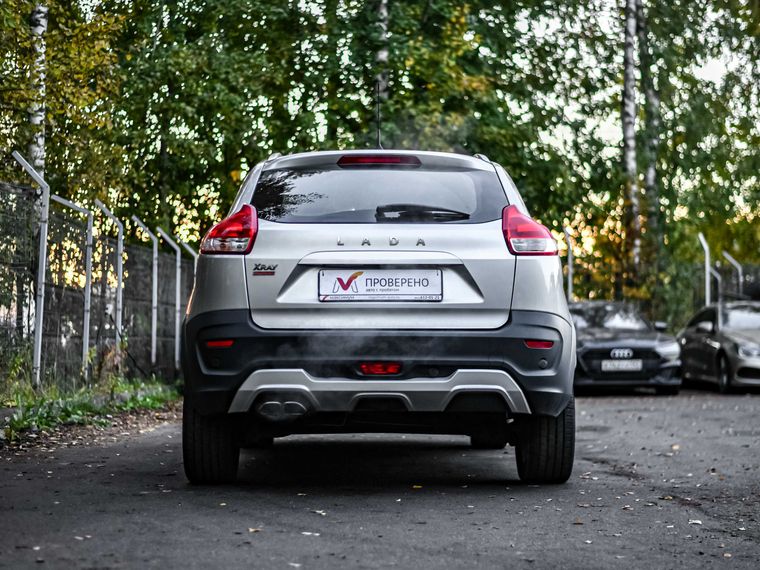 ВАЗ (LADA) XRAY Cross 2021 года, 81 458 км - вид 4