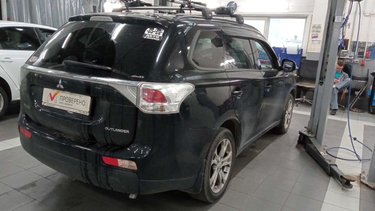 Mitsubishi Outlander 2013 года, 211 718 км - вид 3