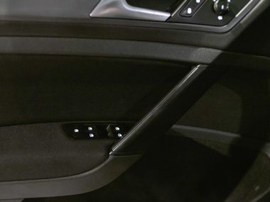 Volkswagen Golf 2013 года, 250 055 км - вид 9