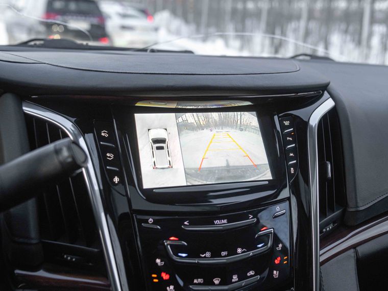 Cadillac Escalade 2016 года, 260 000 км - вид 9