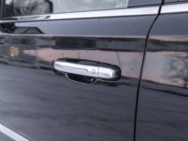 Cadillac Escalade 2016 года, 260 000 км - вид 19