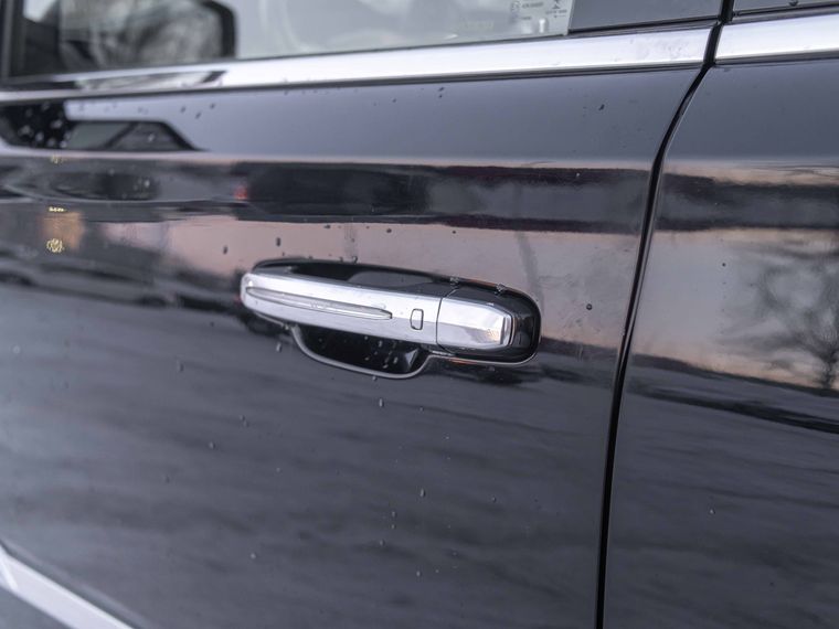 Cadillac Escalade 2016 года, 260 000 км - вид 19