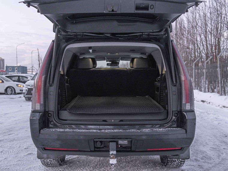 Cadillac Escalade 2016 года, 260 000 км - вид 17