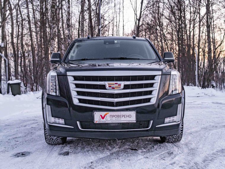 Cadillac Escalade 2016 года, 260 000 км - вид 3