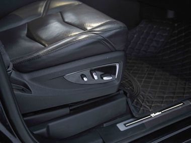 Cadillac Escalade 2016 года, 260 000 км - вид 16