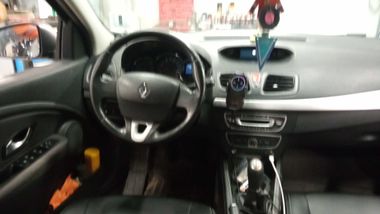Renault Megane 2010 года, 280 000 км - вид 5