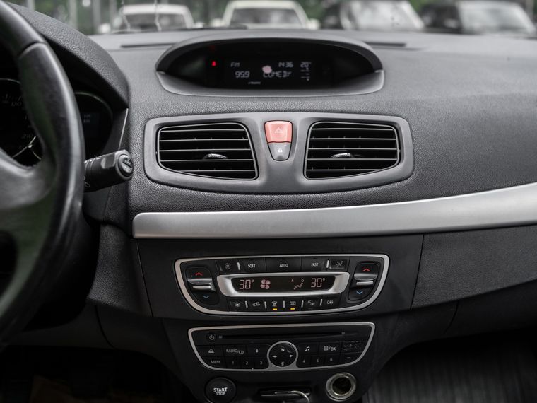 Renault Megane 2010 года, 280 000 км - вид 9
