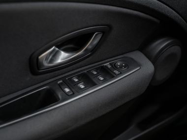 Renault Megane 2010 года, 280 000 км - вид 11
