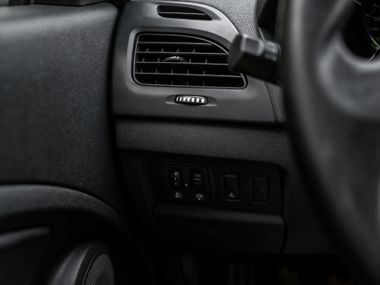 Renault Megane 2010 года, 280 000 км - вид 12