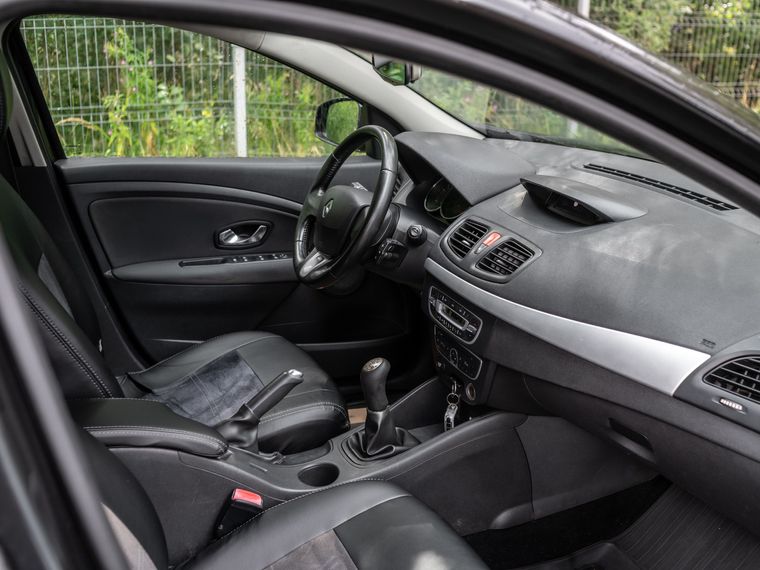 Renault Megane 2010 года, 280 000 км - вид 14