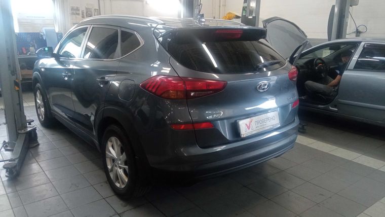 Hyundai Tucson 2018 года, 150 683 км - вид 4