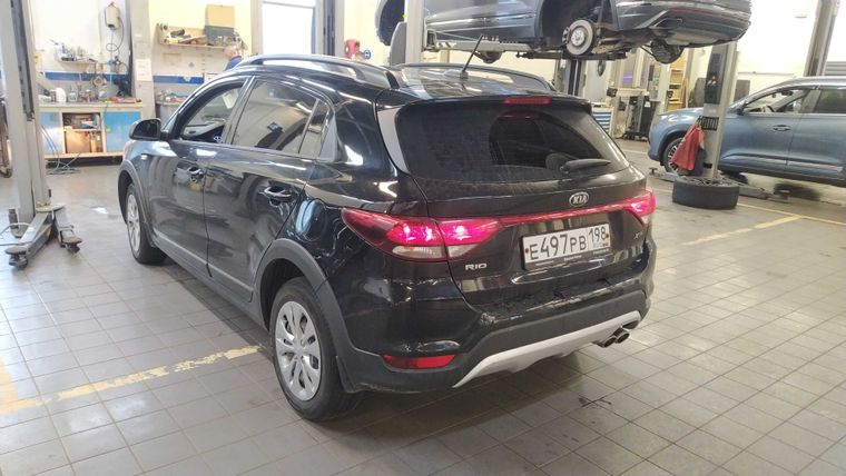 KIA Rio X-Line 2019 года, 90 962 км - вид 4