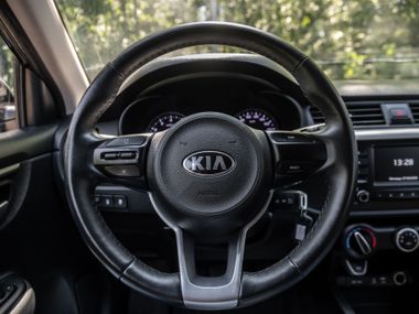 KIA Rio X-Line 2019 года, 90 962 км - вид 6