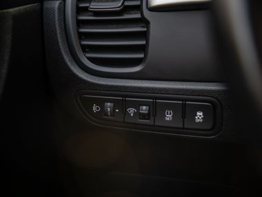KIA Rio X-Line 2019 года, 90 962 км - вид 11