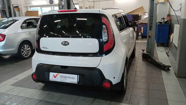 KIA Soul 2015 года, 188 438 км - вид 3