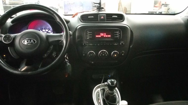 KIA Soul 2015 года, 188 438 км - вид 5