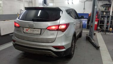 Hyundai Santa Fe 2017 года, 197 000 км - вид 3