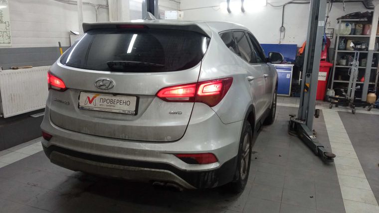 Hyundai Santa Fe 2017 года, 197 000 км - вид 3