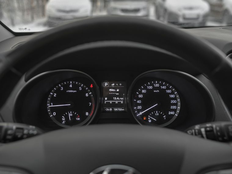 Hyundai Santa Fe 2017 года, 197 000 км - вид 5