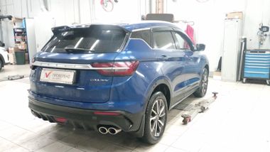 Geely Coolray 2021 года, 70 000 км - вид 3