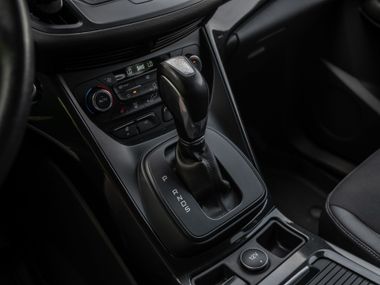 Ford Kuga 2018 года, 192 722 км - вид 9