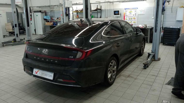Hyundai Sonata 2019 года, 198 230 км - вид 3
