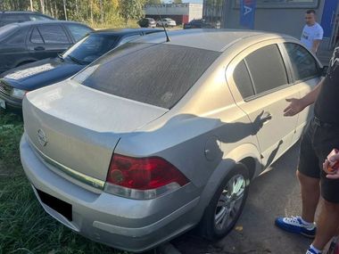 Opel Astra 2008 года, 220 000 км - вид 4