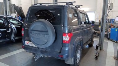 УАЗ Patriot 2021 года, 143 031 км - вид 3