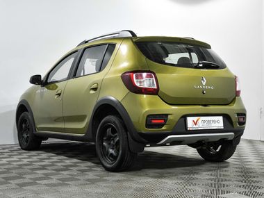 Renault Sandero Stepway 2015 года, 157 358 км - вид 6