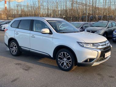 Mitsubishi Outlander 2016 года, 165 144 км - вид 3